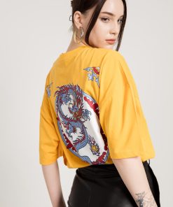 Alternative view of Jahr Marc London Cropped Unisex T-shirt in Yellow with Dragon Print
