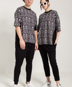 Alternative view of Jahr Marc London Oversized Unisex T-shirt with All-Over Print in Black