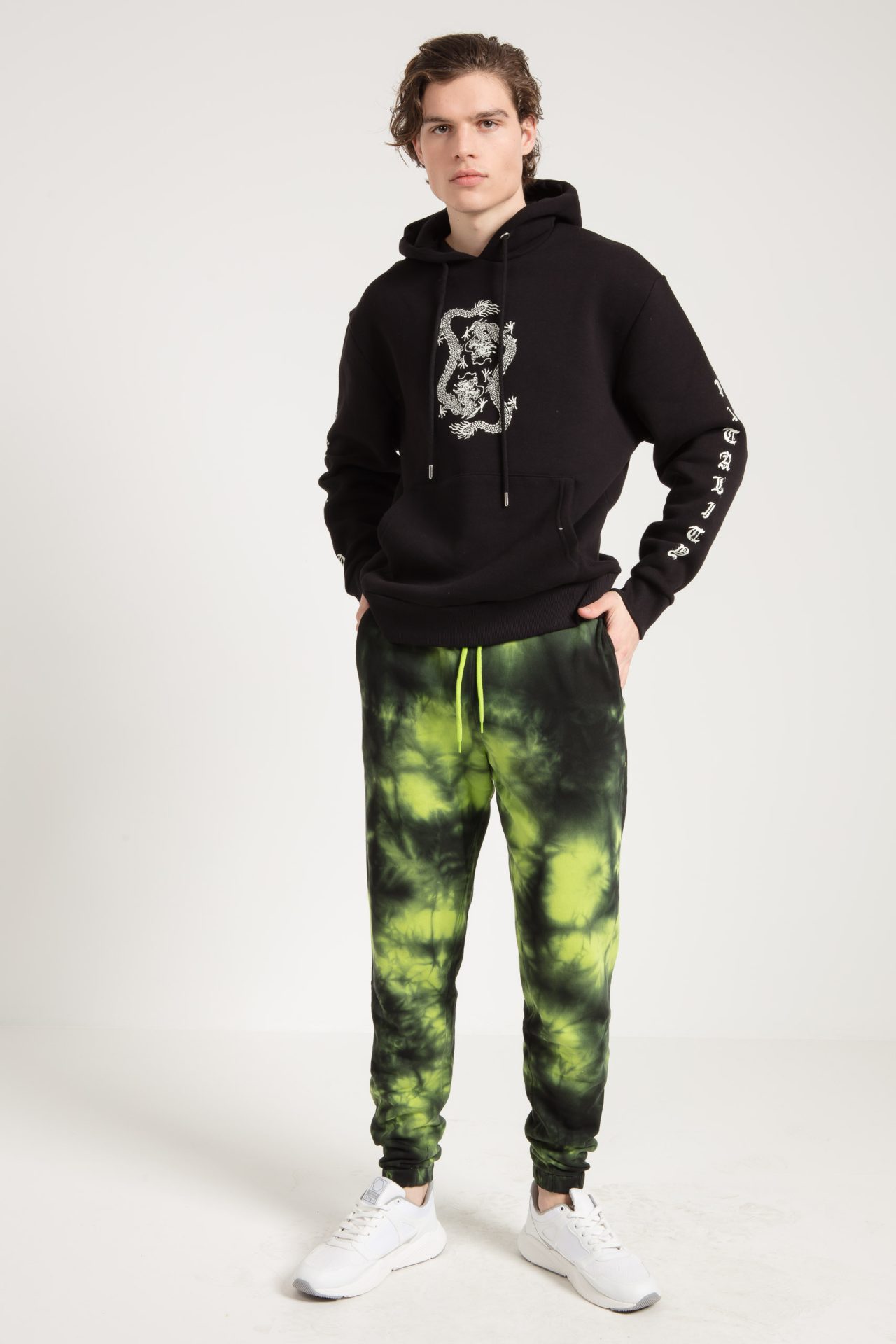 Jahr Marc London Tie Dyed Oversized Jogger in Green - Image 3