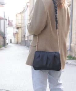Alternative view of DSN 5901 Shoulder Bag in Black