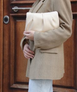 Alternative view of DSN 5901 Shoulder Bag in Cream