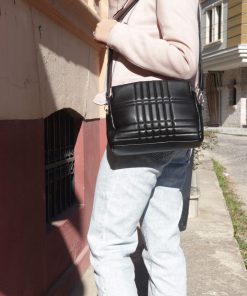 Alternative view of DSN 5988 Shoulder Bag in Black
