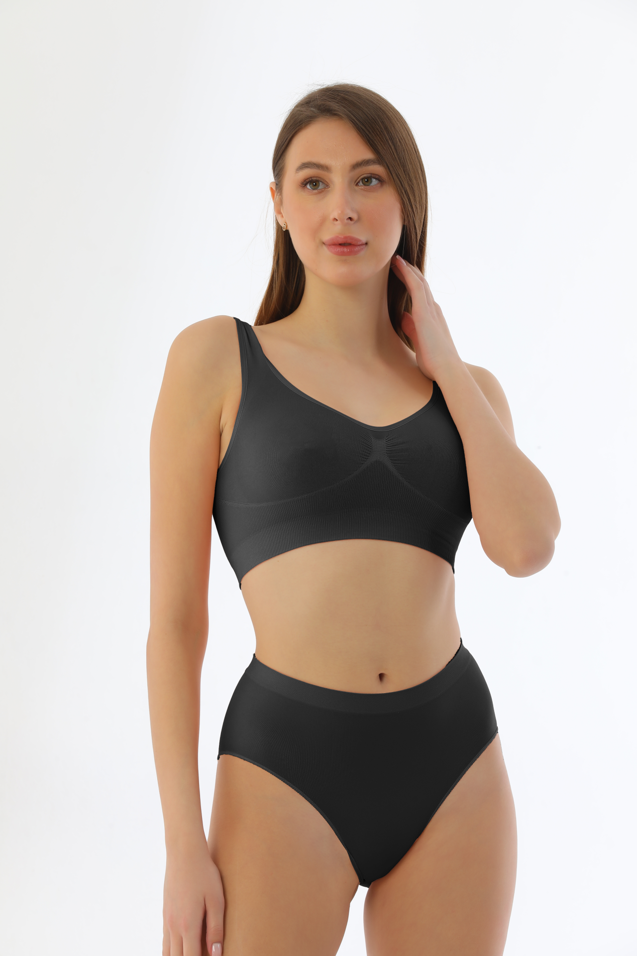 M,I Soft Seamless High Waist Panties in Black / Code 3002 - Image 2
